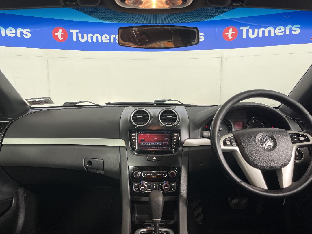 Photo '17' of Holden Commodore