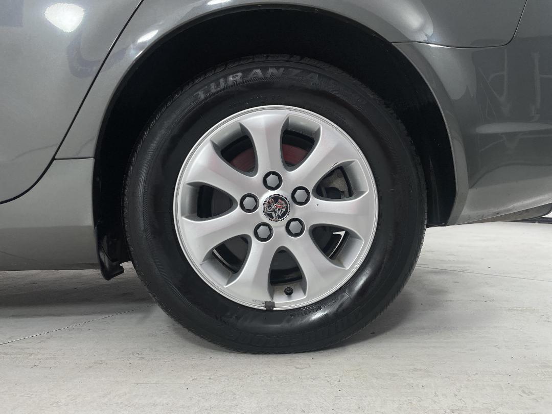 Photo '11' of Holden Commodore Photo '11' of Holden Commodore