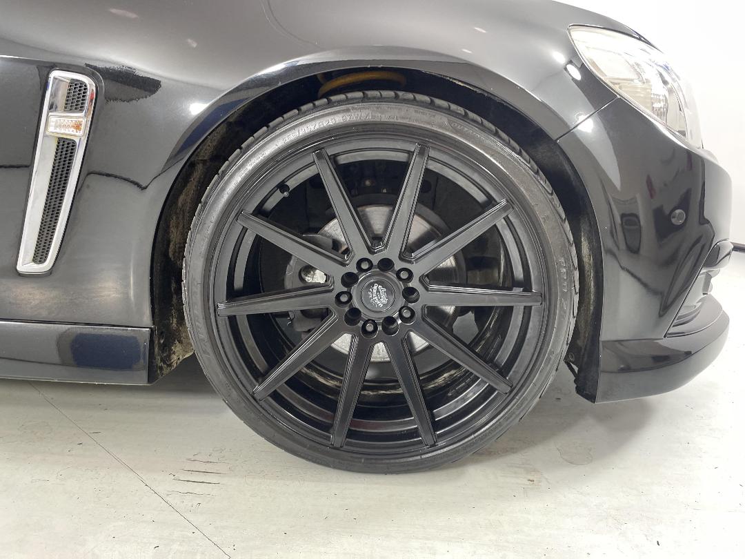 Photo '9' of Holden Commodore