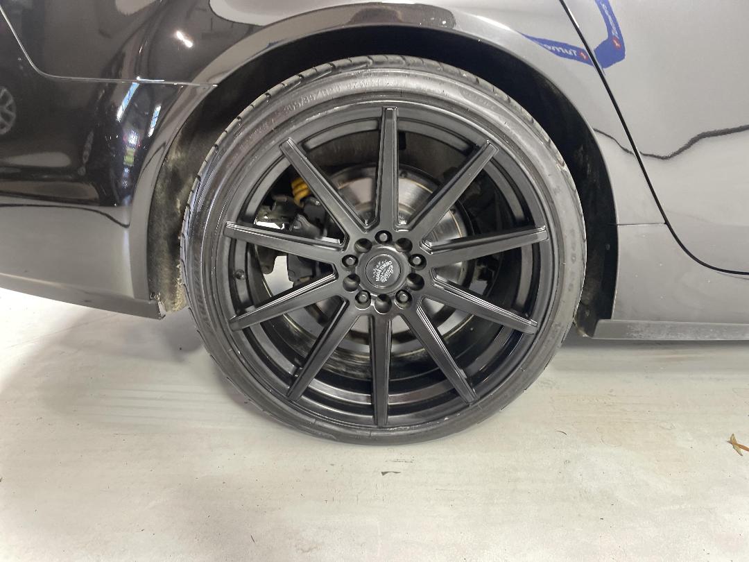 Photo '12' of Holden Commodore