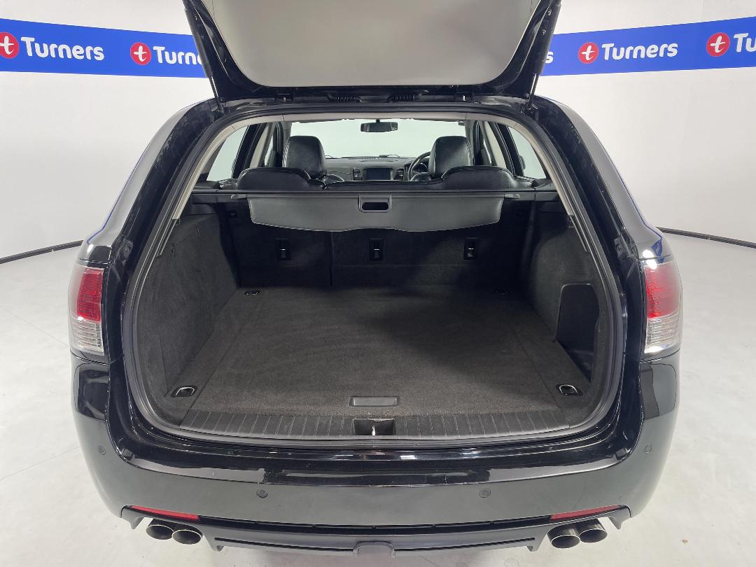 Photo '14' of Holden Commodore