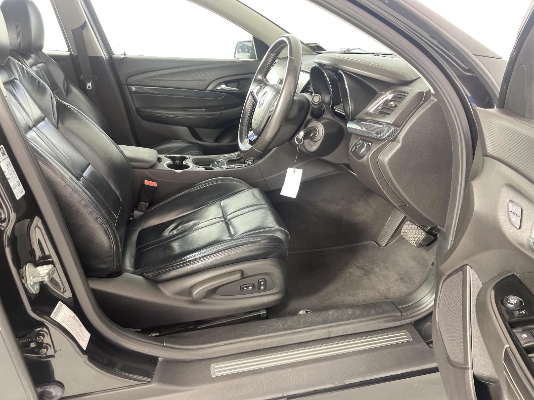 Photo '16' of Holden Commodore