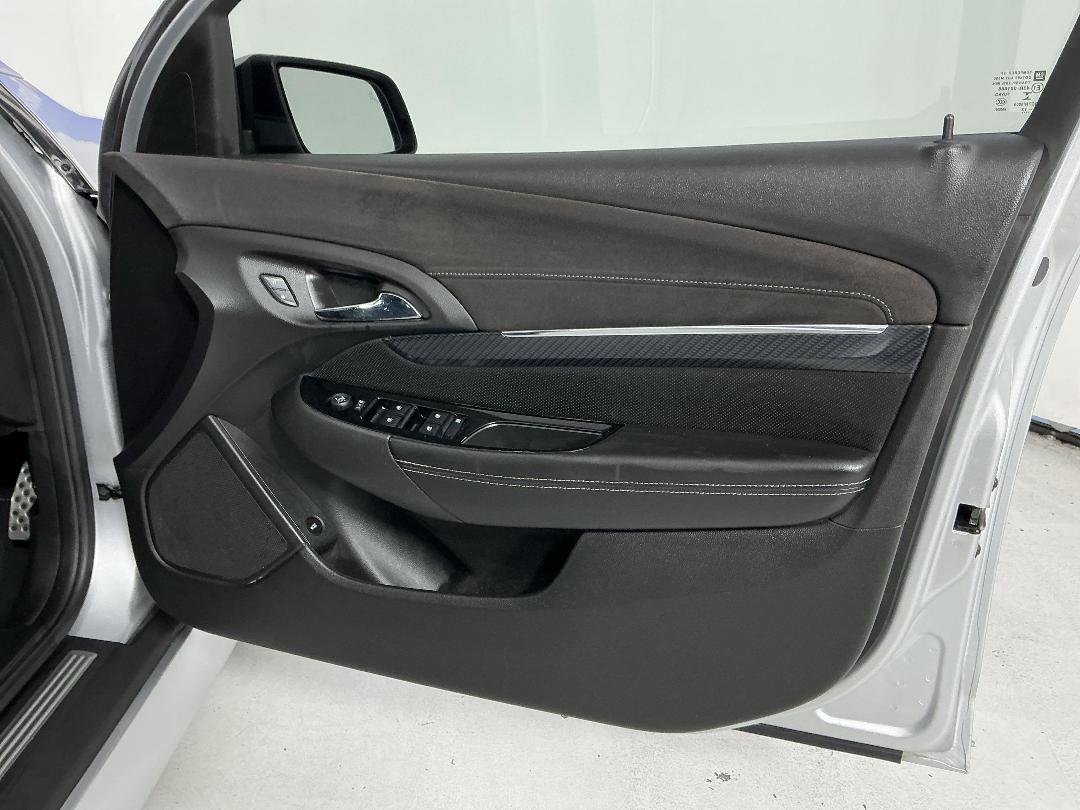 Photo '15' of Holden Commodore