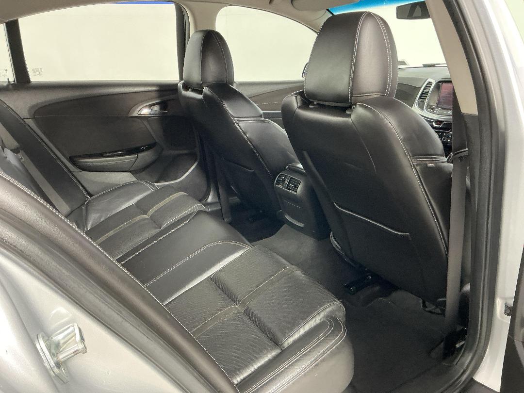 Photo '20' of Holden Commodore