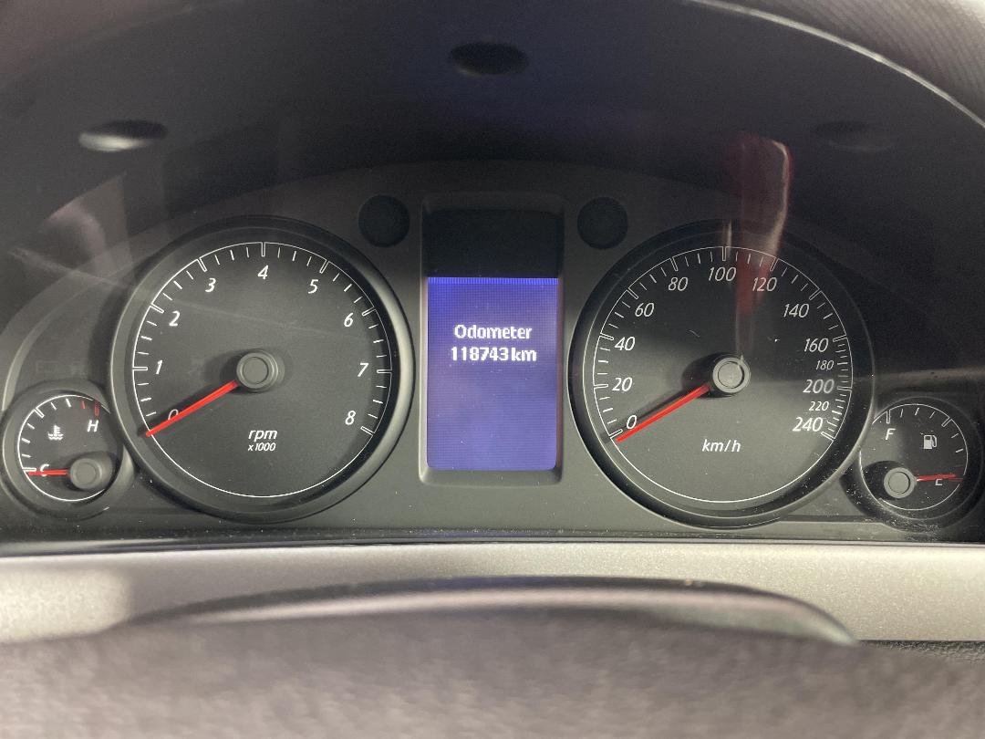 Photo '22' of Holden Commodore