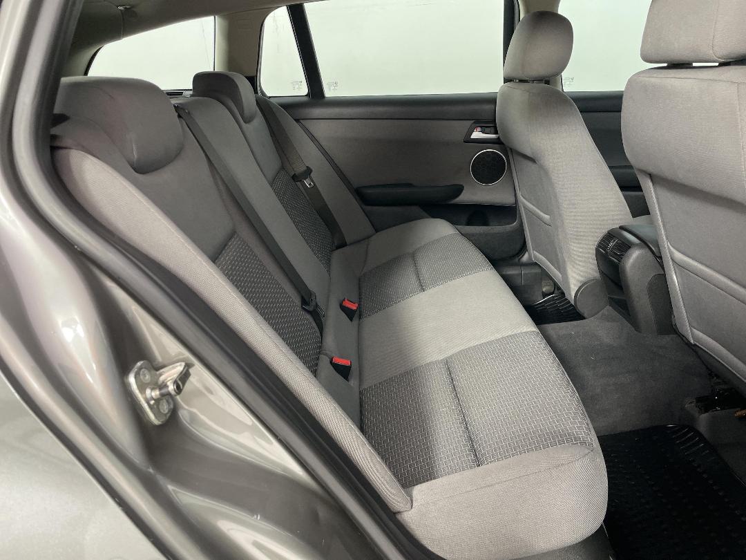 Photo '20' of Holden Commodore