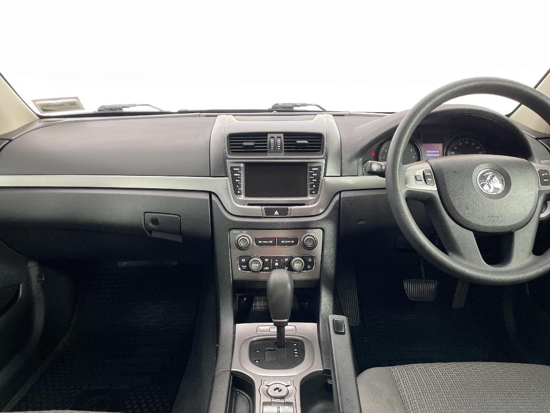 Photo '17' of Holden Commodore