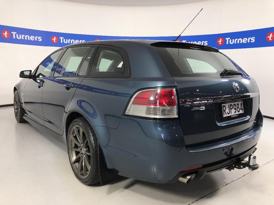 Photo '5' of Holden Commodore Photo '5' of Holden Commodore