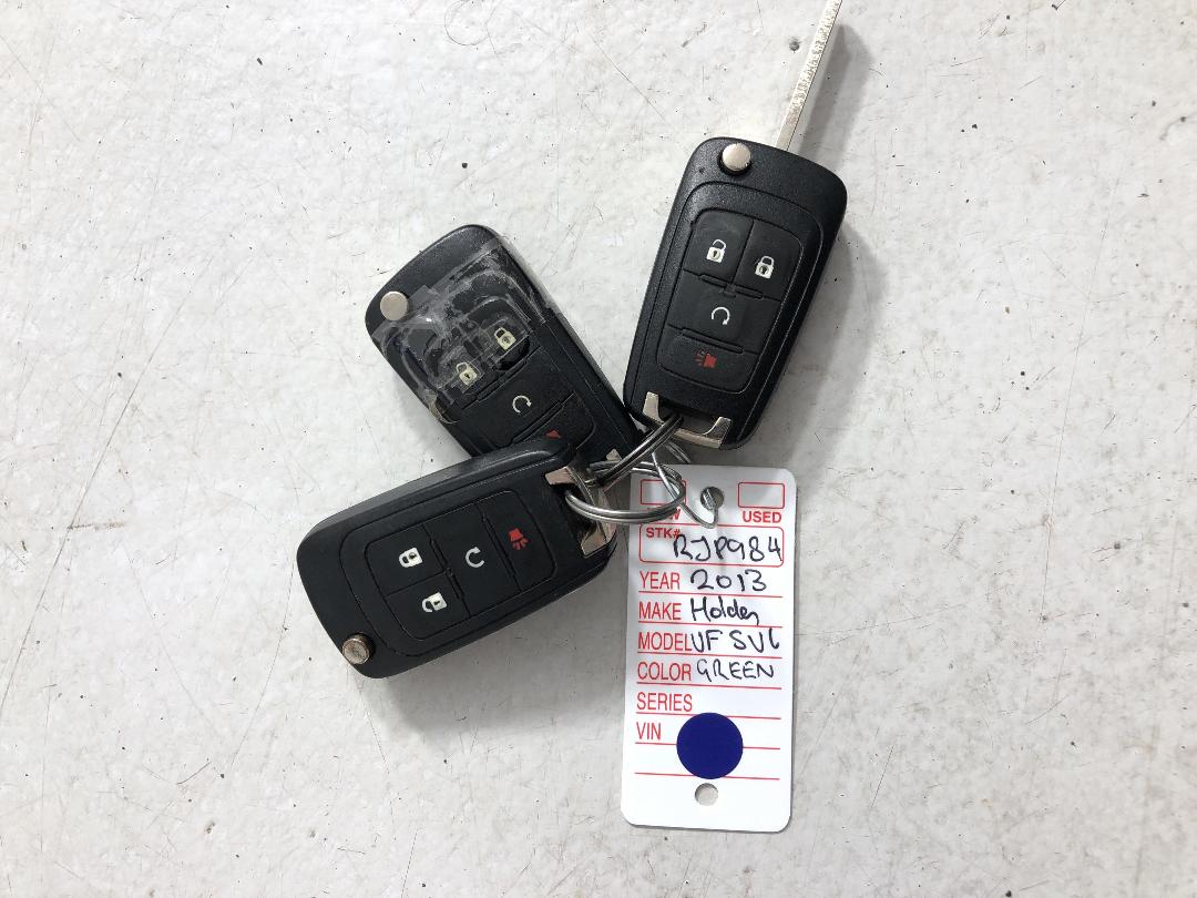 Photo '22' of Holden Commodore Photo '22' of Holden Commodore