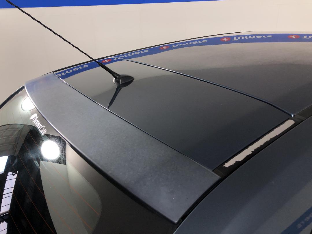 Photo '27' of Holden Commodore Photo '27' of Holden Commodore