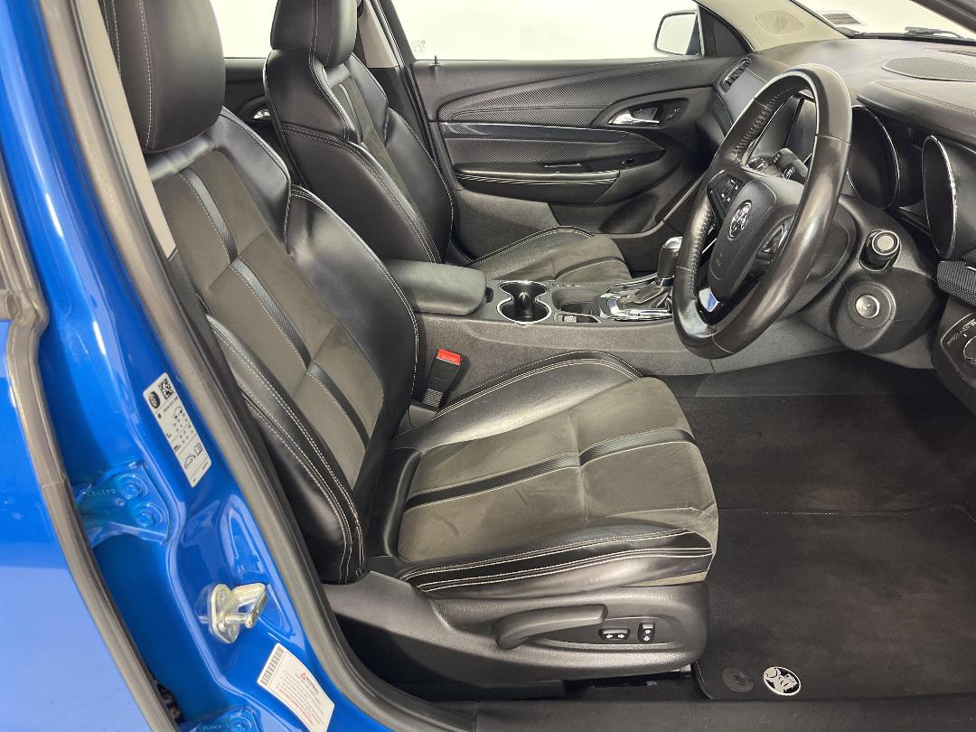 Photo '16' of Holden Commodore