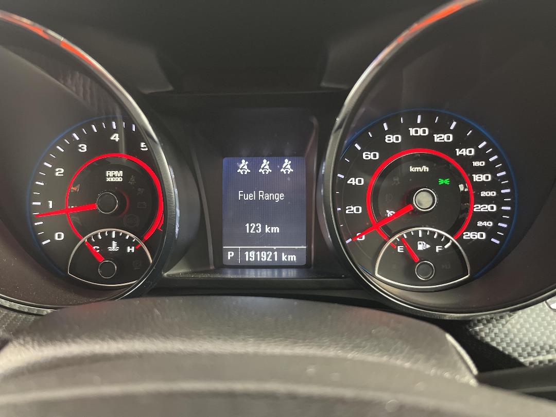 Photo '21' of Holden Commodore