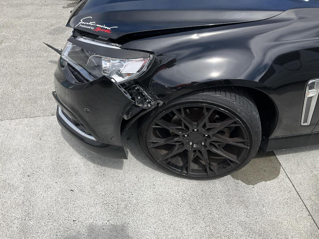 Photo '6' of Holden Commodore VF SS-V Photo '6' of Holden Commodore VF SS-V