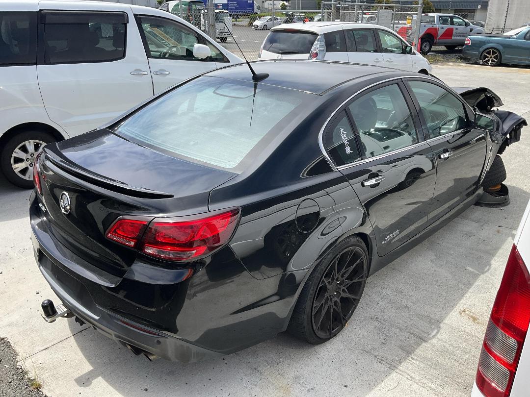 Photo '11' of Holden Commodore VF SS-V Photo '11' of Holden Commodore VF SS-V