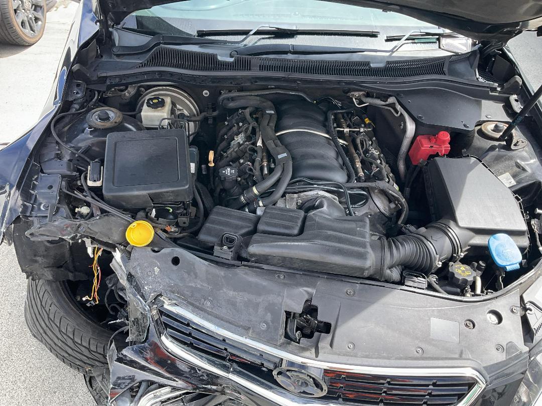 Photo '13' of Holden Commodore VF SS-V Photo '13' of Holden Commodore VF SS-V