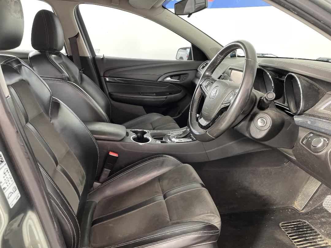 Photo '16' of Holden Commodore