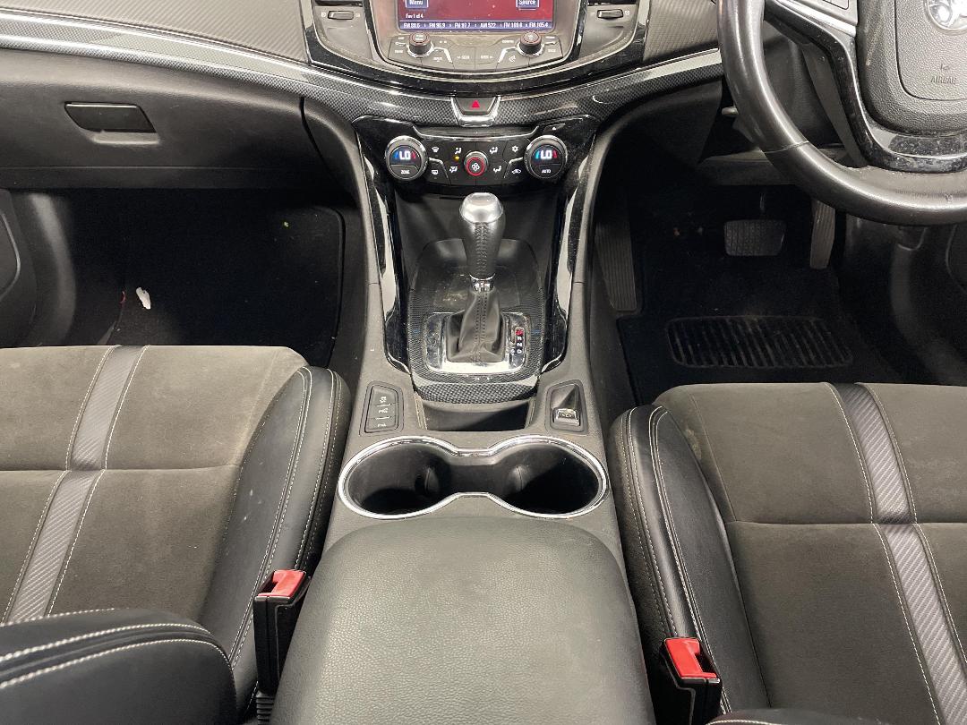 Photo '18' of Holden Commodore