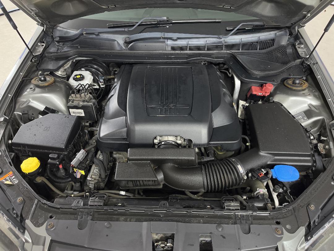 Photo '13' of Holden Commodore Photo '13' of Holden Commodore