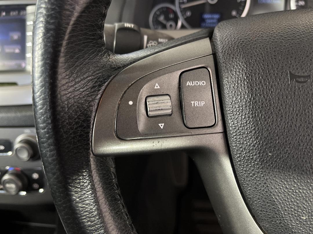 Photo '26' of Holden Commodore Photo '26' of Holden Commodore