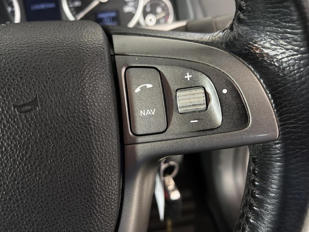 Photo '25' of Holden Commodore Photo '25' of Holden Commodore