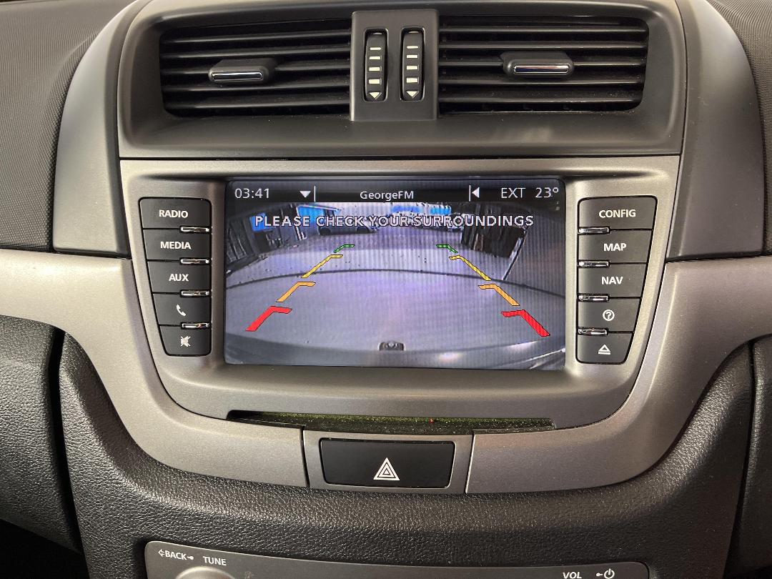 Photo '27' of Holden Commodore Photo '27' of Holden Commodore