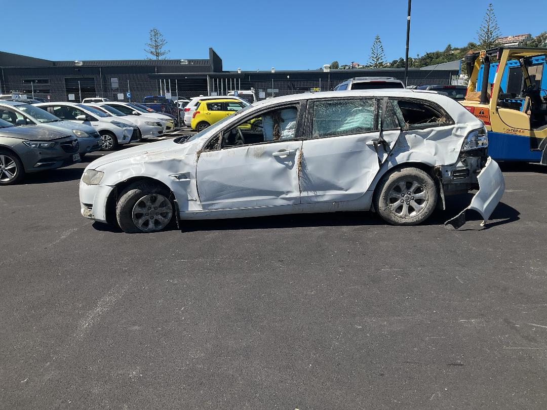 Photo '6' of Holden Commodore Omega Photo '6' of Holden Commodore Omega