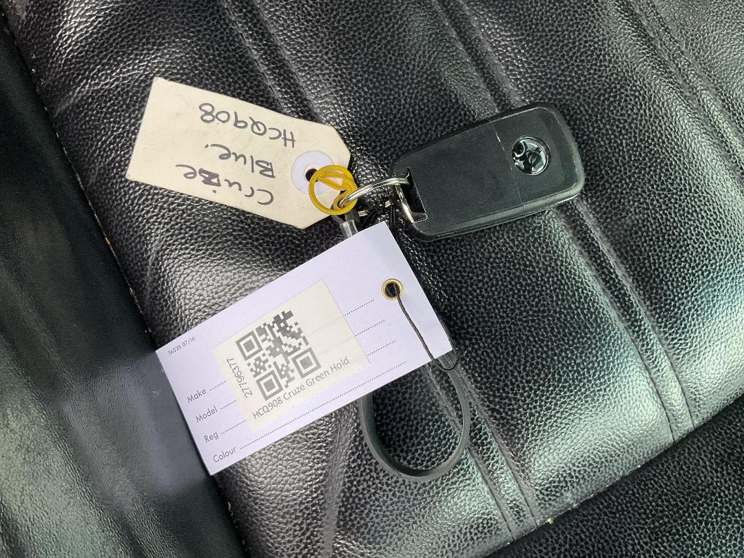 Photo '23' of Holden Cruze SRI V Photo '23' of Holden Cruze SRI V