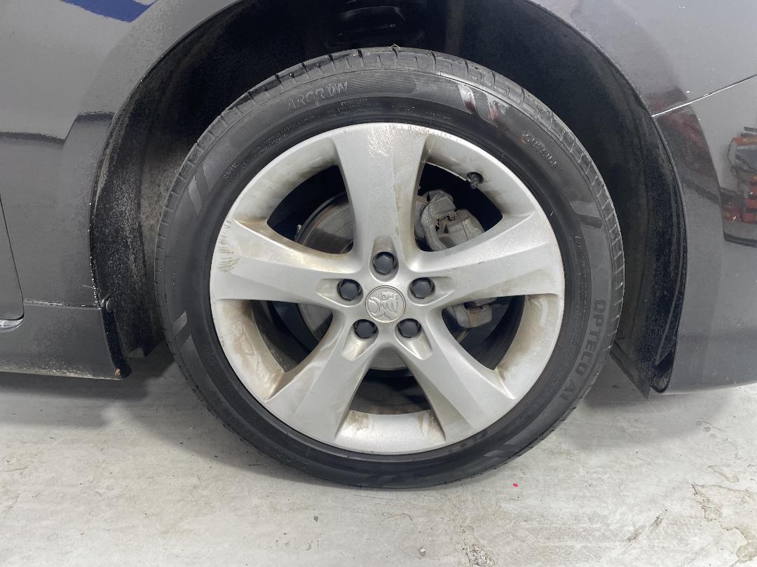 Photo '9' of Holden Cruze