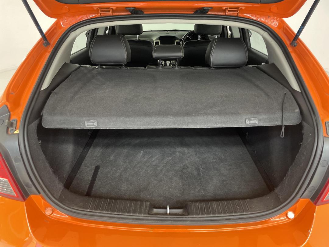 Photo '14' of Holden Cruze Photo '14' of Holden Cruze