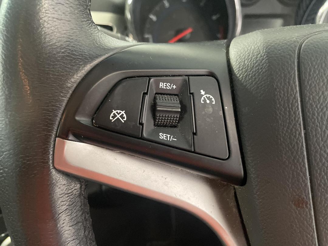 Photo '27' of Holden Cruze Photo '27' of Holden Cruze