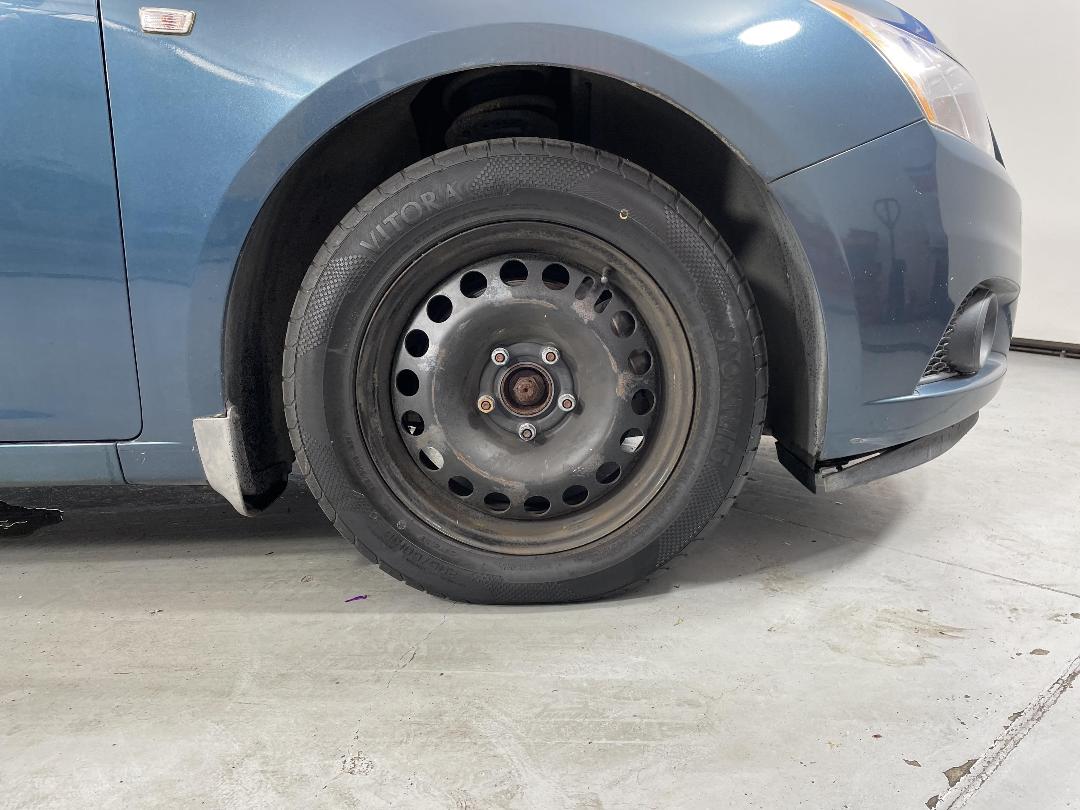 Photo '9' of Holden Cruze Photo '9' of Holden Cruze