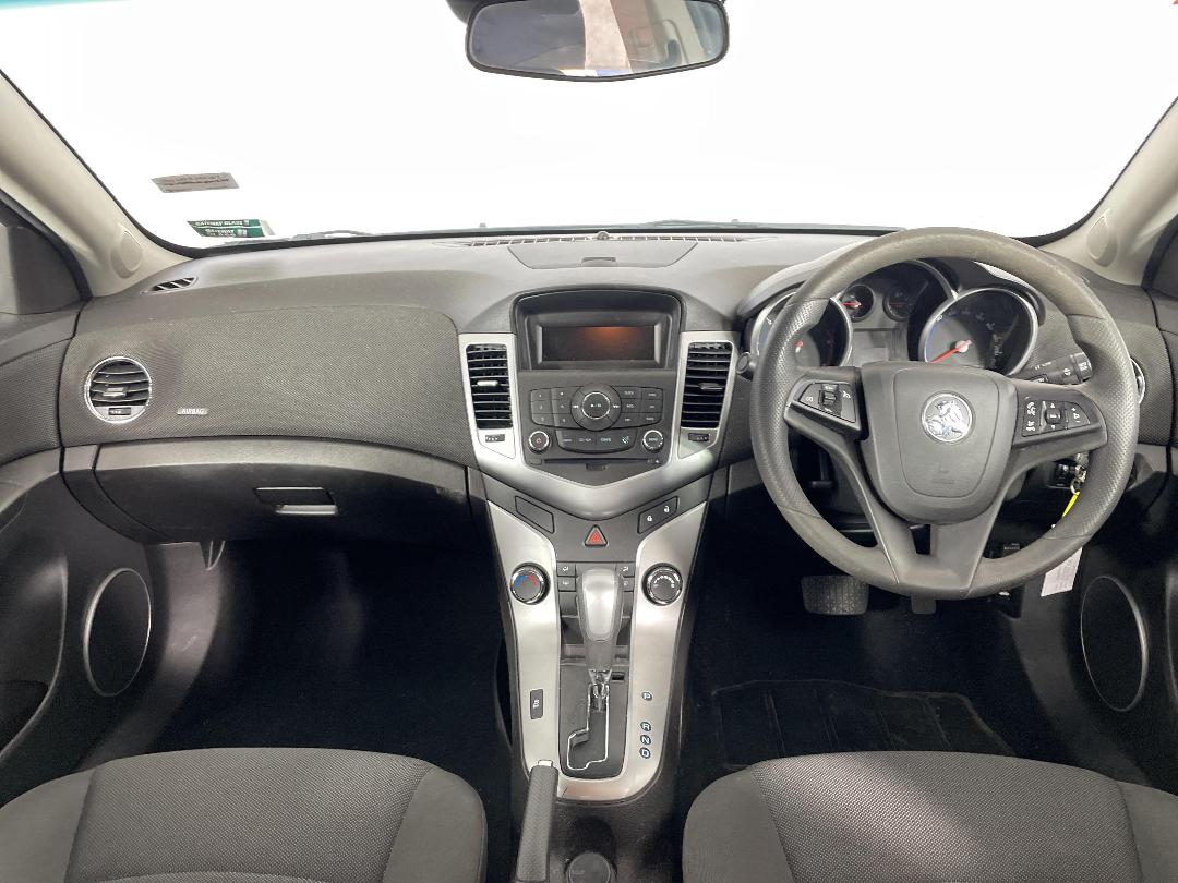 Photo '17' of Holden Cruze Photo '17' of Holden Cruze