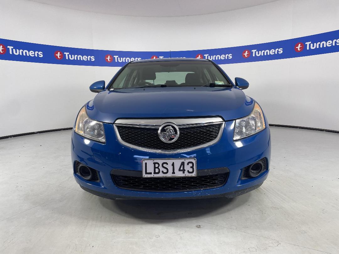 Photo '2' of Holden Cruze