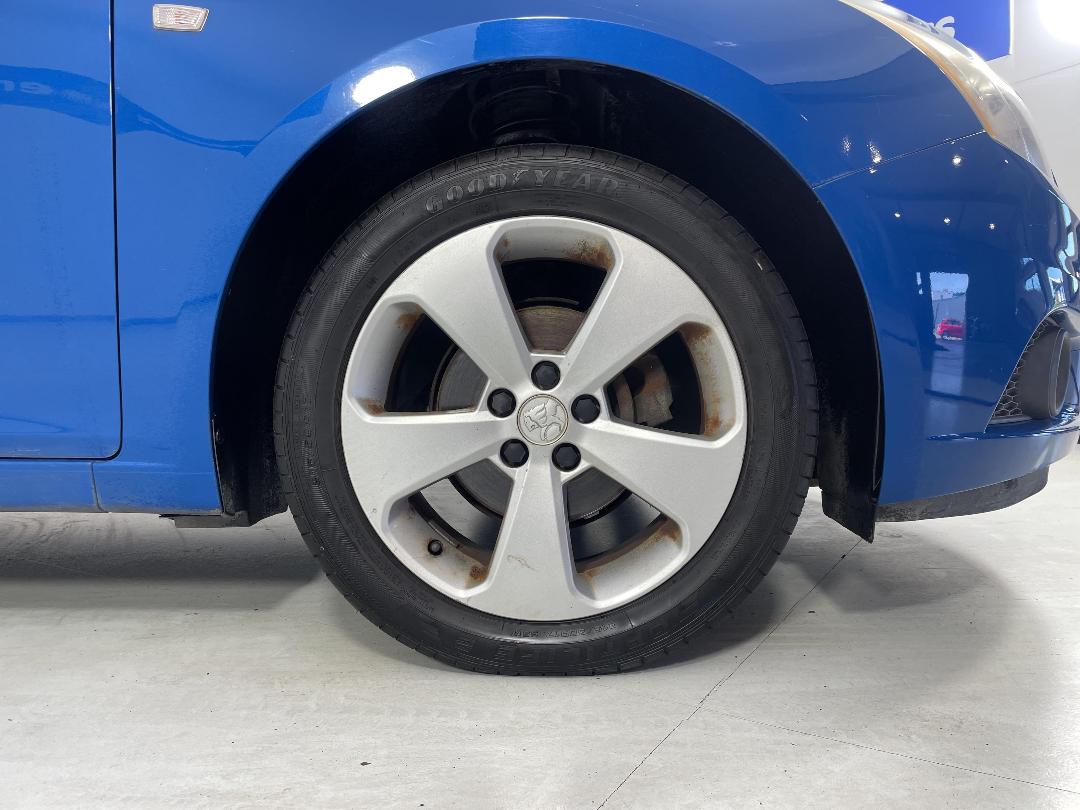 Photo '9' of Holden Cruze