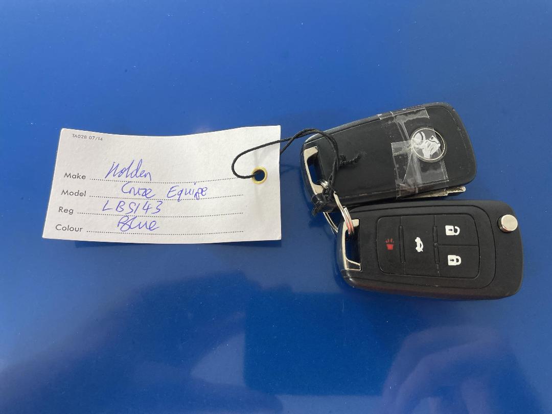 Photo '22' of Holden Cruze