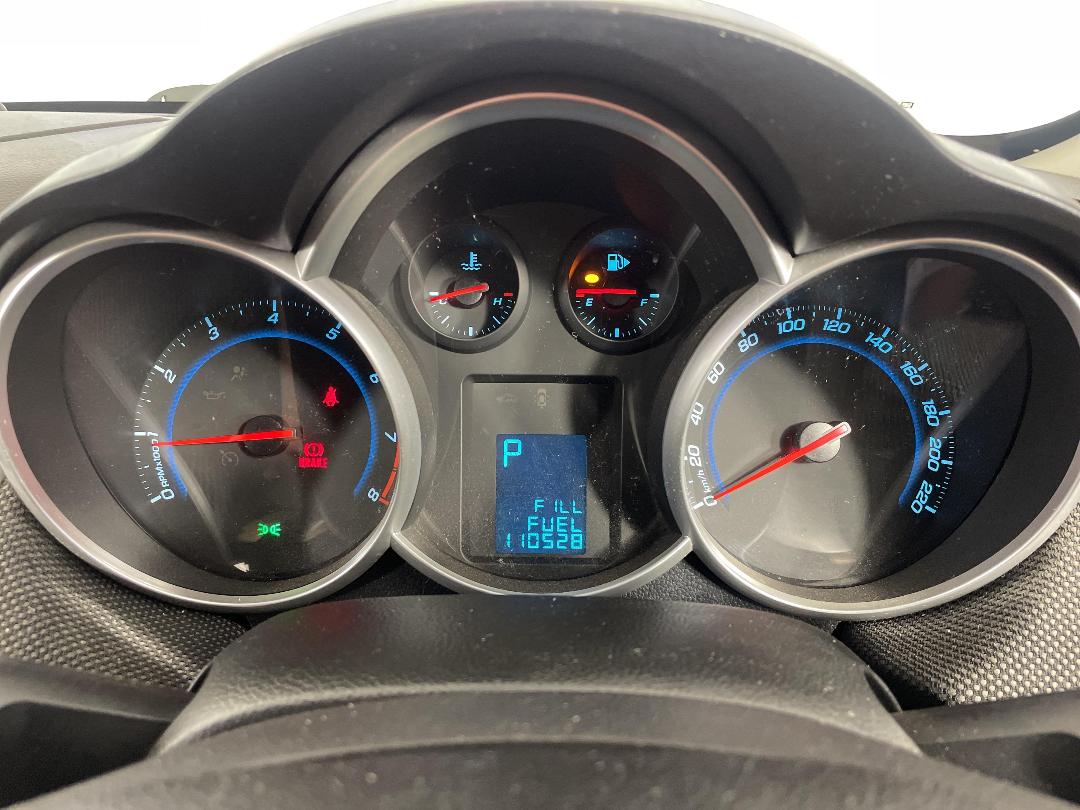 Photo '21' of Holden Cruze