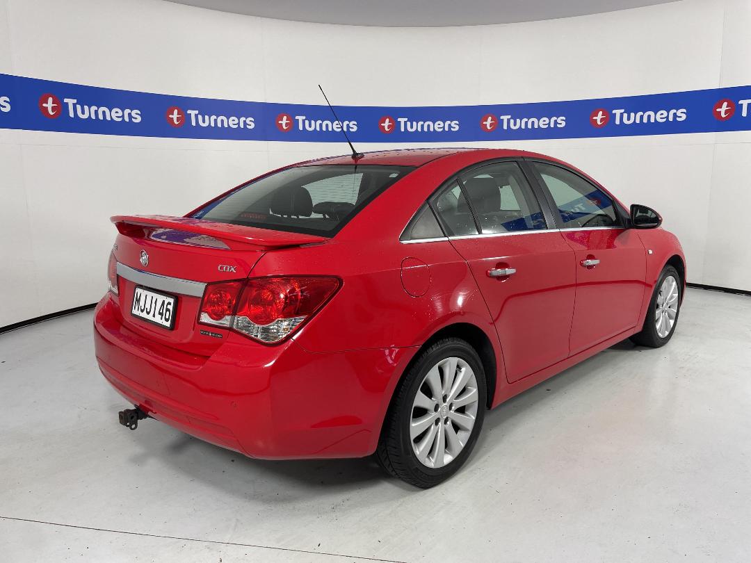 Photo '7' of Holden Cruze