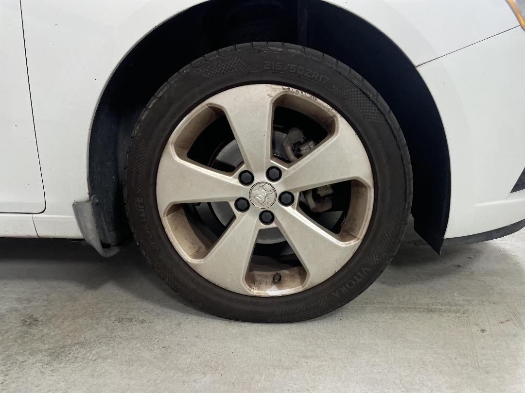 Photo '7' of Holden Cruze Equipe