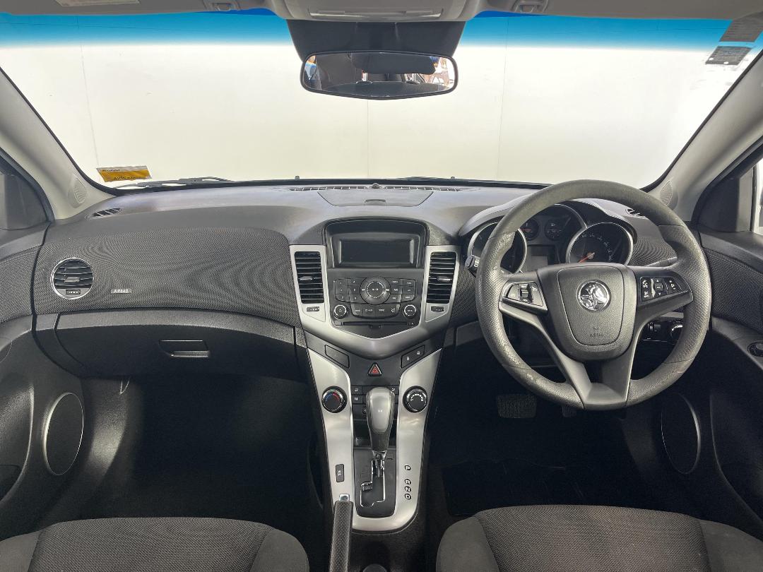 Photo '15' of Holden Cruze CD HB T