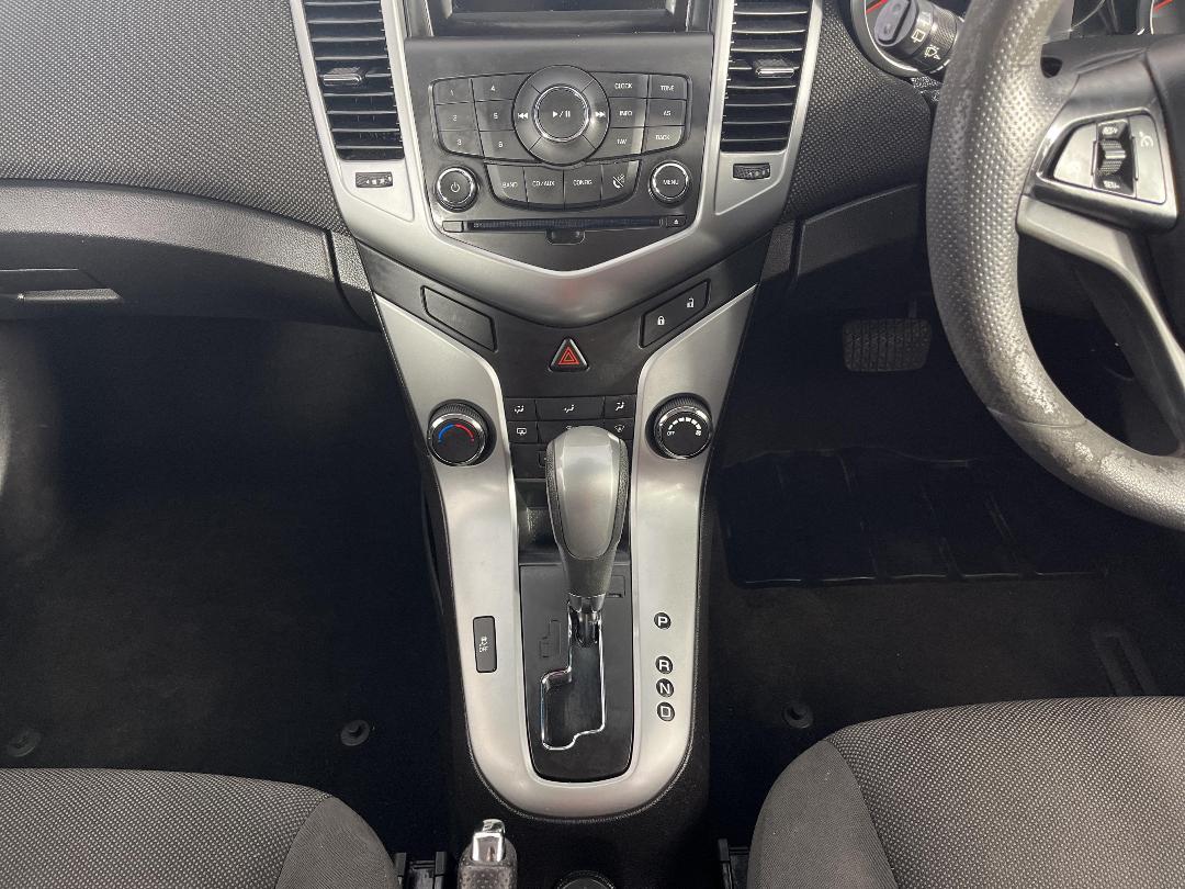 Photo '16' of Holden Cruze CD HB T