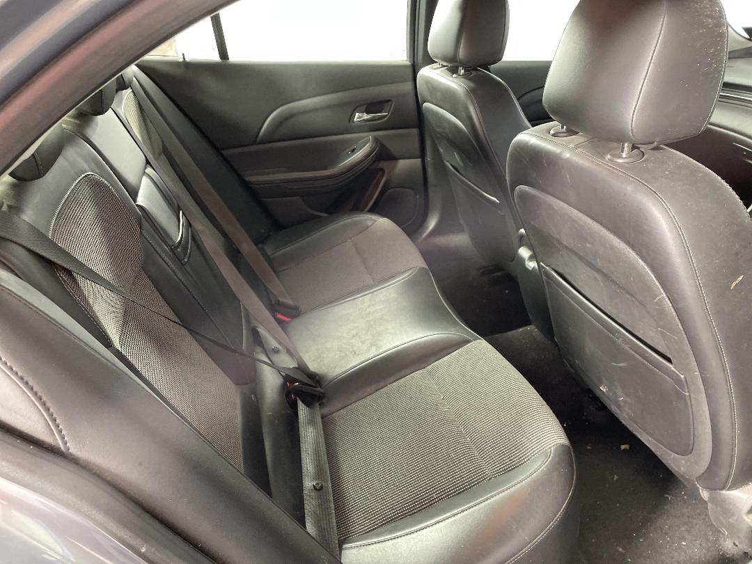 Photo '20' of Holden Malibu Photo '20' of Holden Malibu