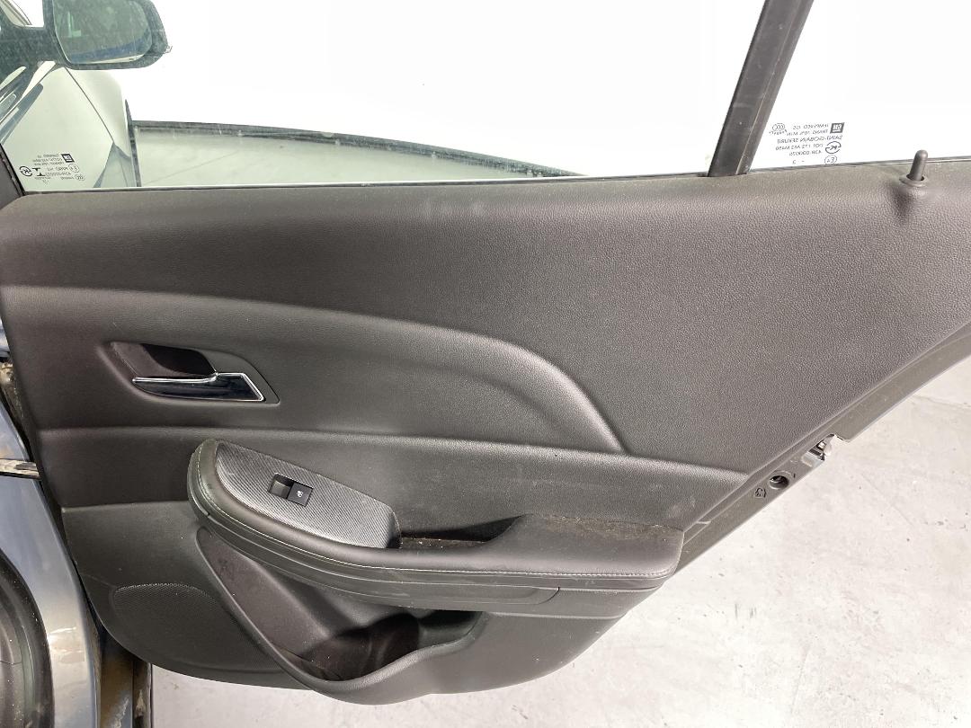 Photo '19' of Holden Malibu Photo '19' of Holden Malibu