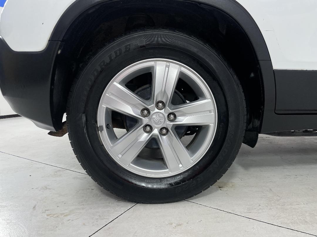 Photo '12' of Holden Trax Photo '12' of Holden Trax