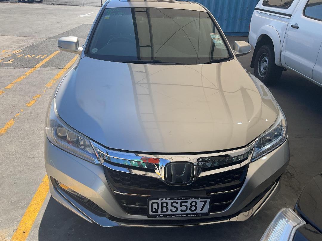 Photo '2' of Honda Accord Photo '2' of Honda Accord