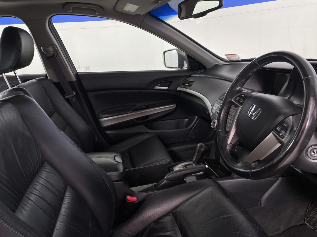 Photo '16' of Honda Accord Photo '16' of Honda Accord