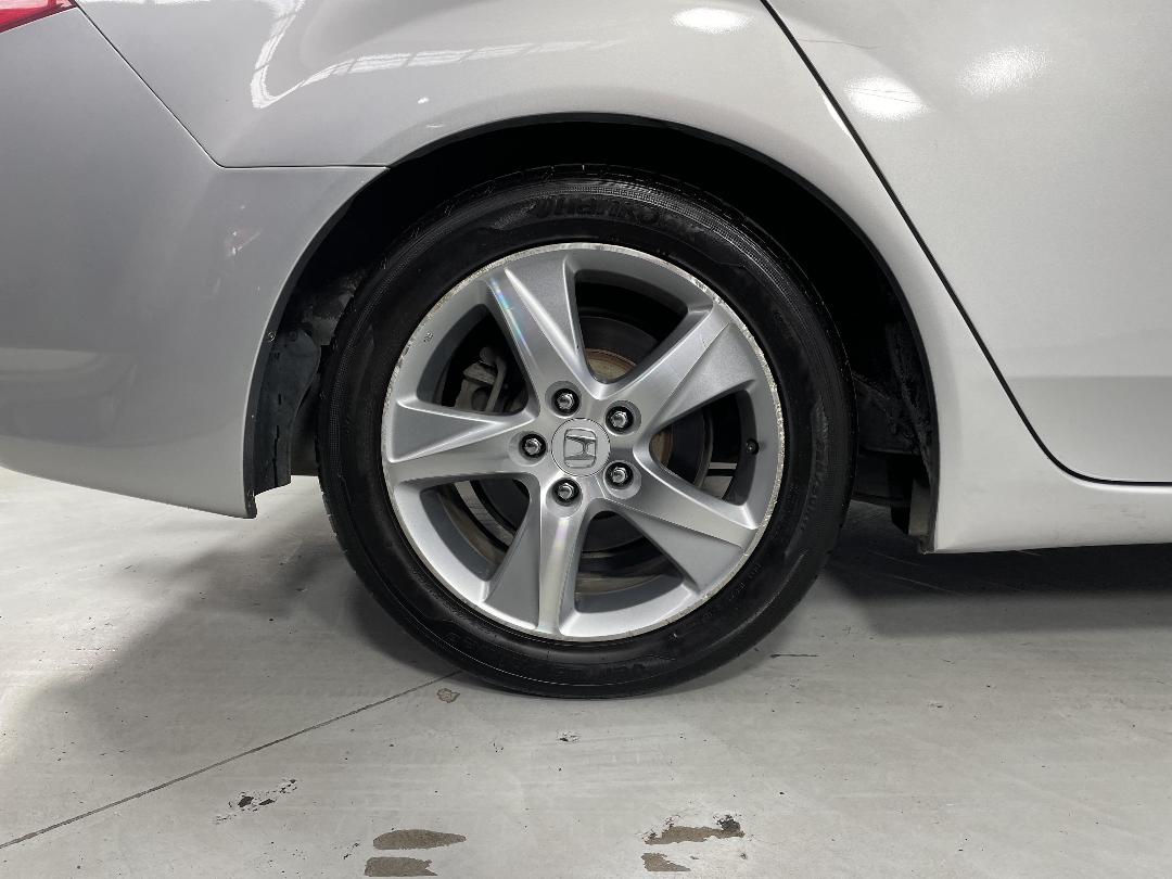 Photo '12' of Honda Accord