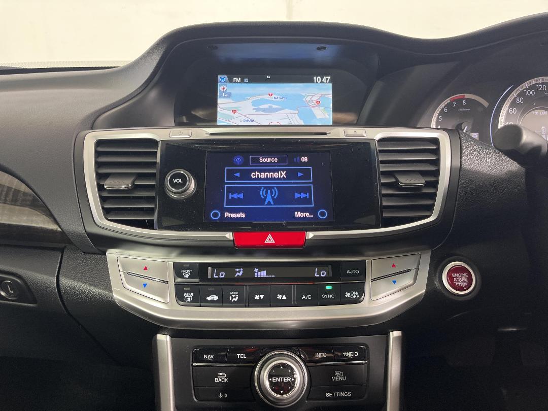 Photo '18' of Honda Accord