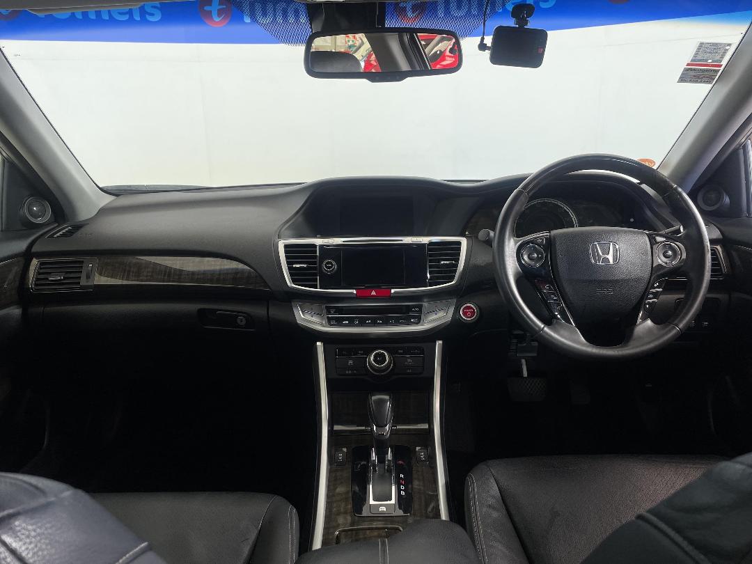 Photo '17' of Honda Accord Photo '17' of Honda Accord