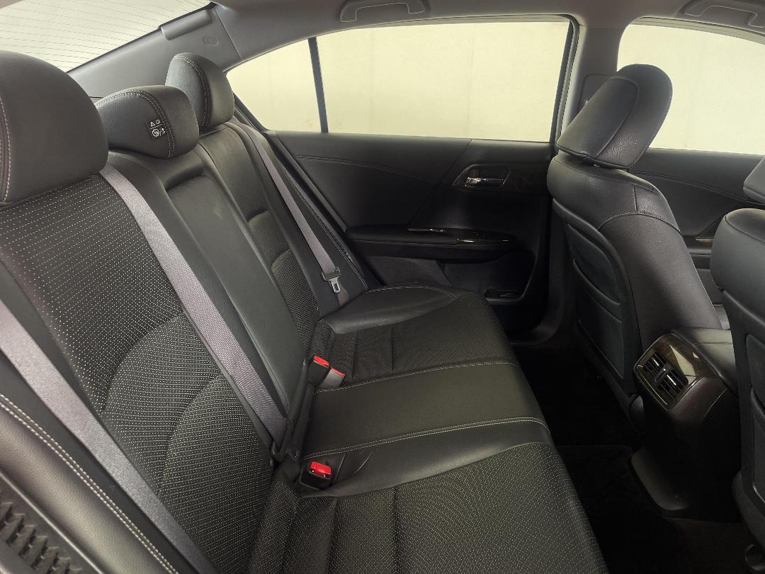 Photo '20' of Honda Accord Photo '20' of Honda Accord