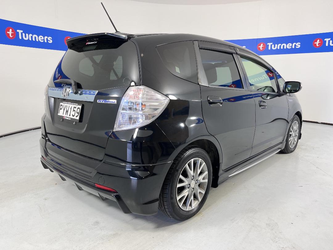 Photo '7' of Honda FIT